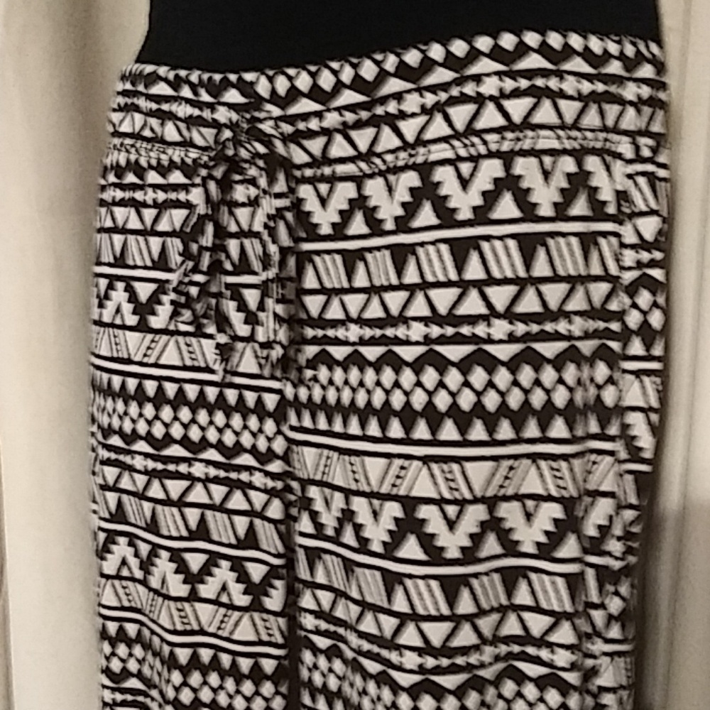 Pants - Picture 3 of 4